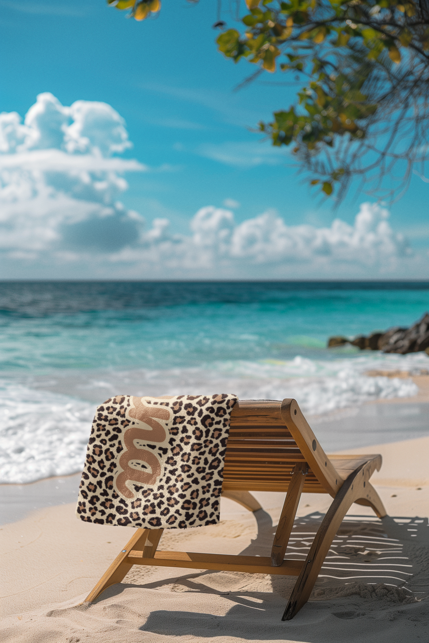 Wild & Bold – Leopard Script T14