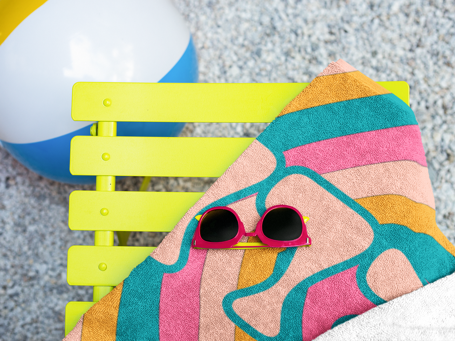 LovePop – Funky Custom Name & Heart Towel T03